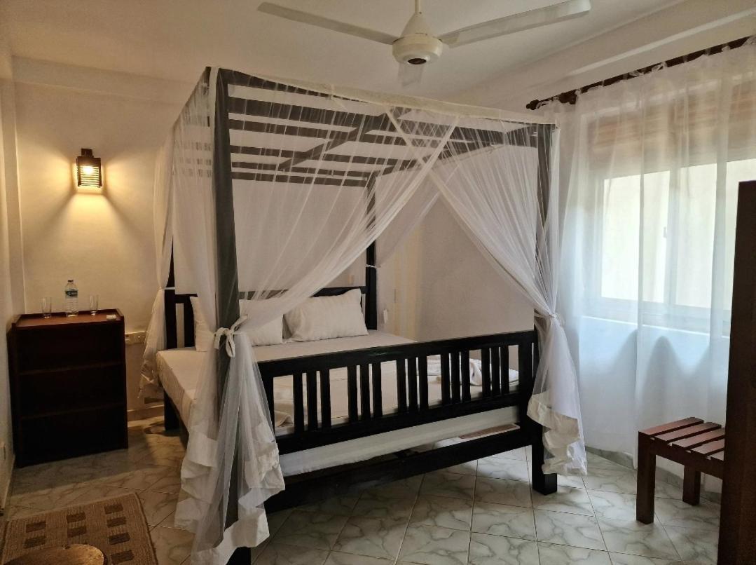 Panorama Beach Hotel Tangalle Exterior photo