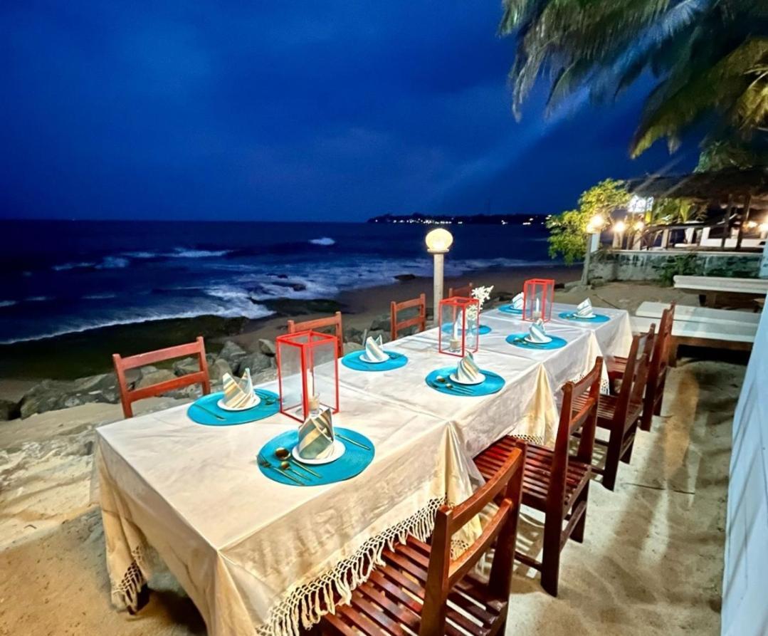 Panorama Beach Hotel Tangalle Exterior photo