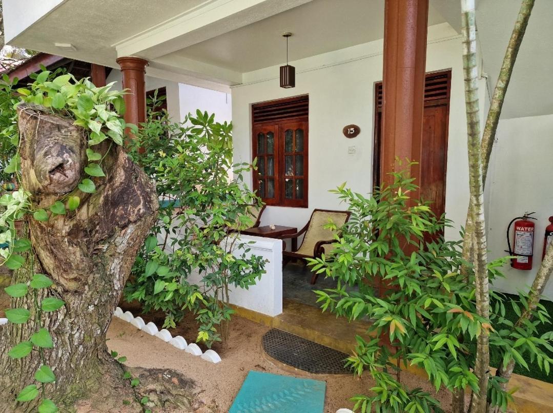 Panorama Beach Hotel Tangalle Exterior photo