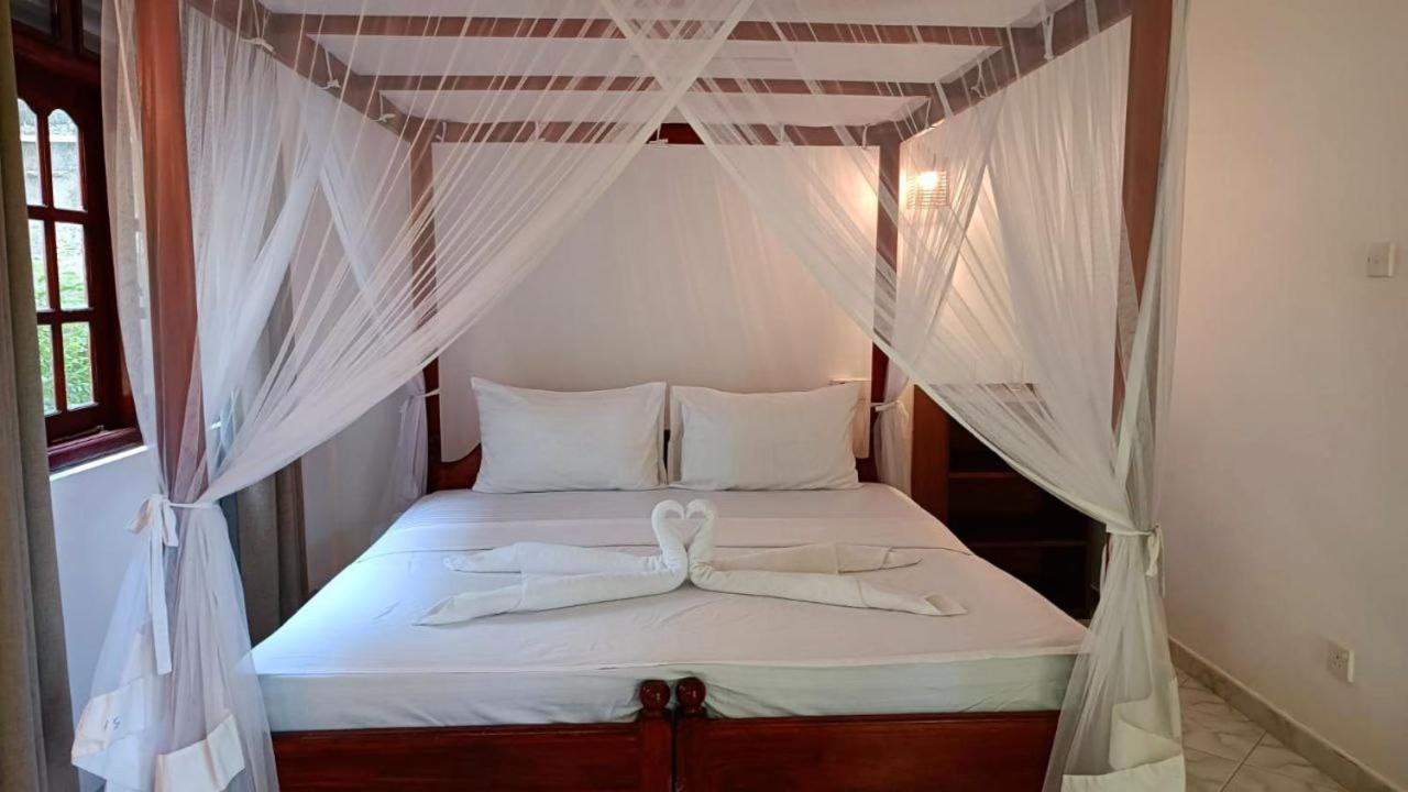 Panorama Beach Hotel Tangalle Exterior photo