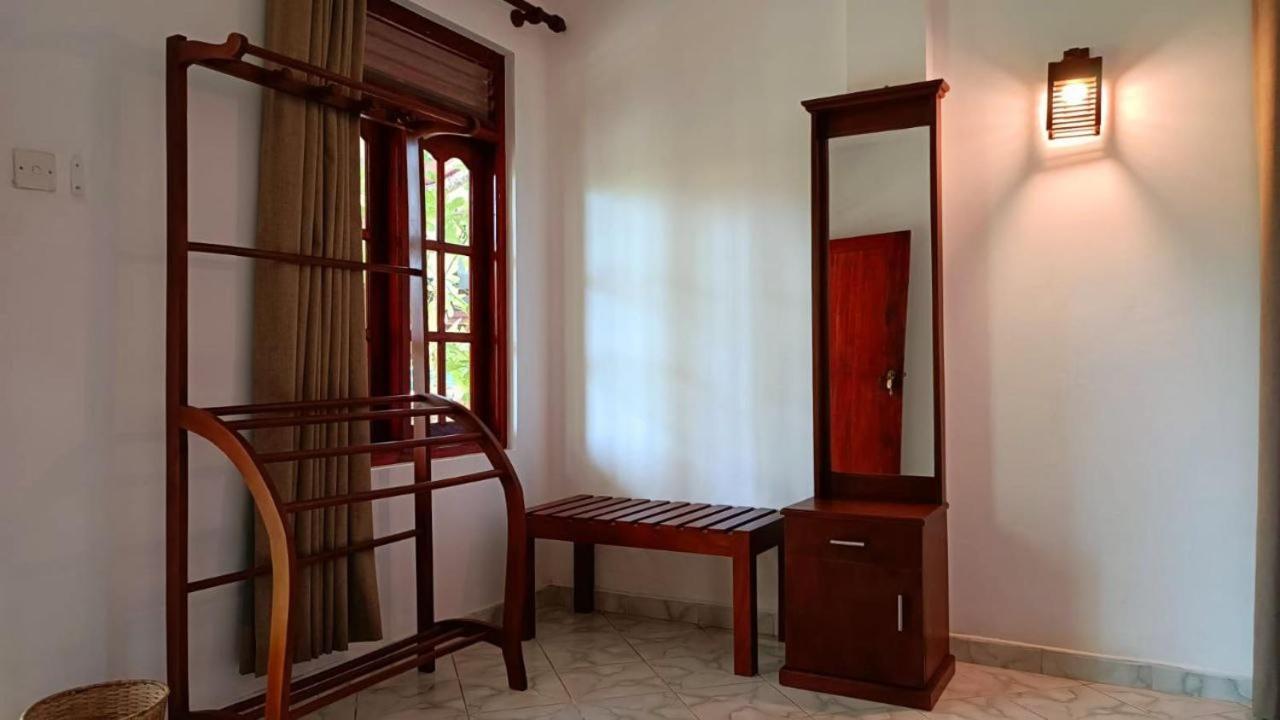 Panorama Beach Hotel Tangalle Exterior photo